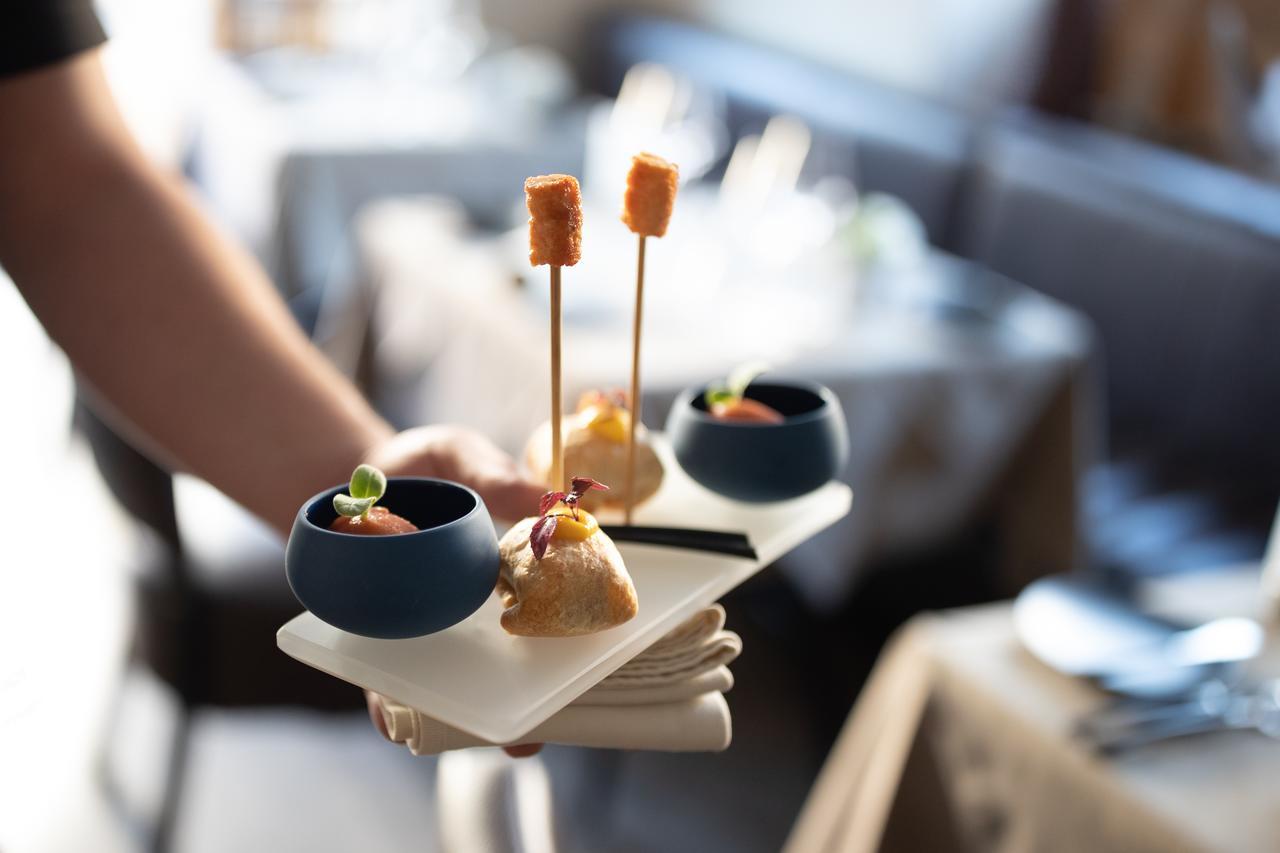 Hotel Restaurant Au Sauvage Fribourg Ngoại thất bức ảnh